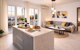 Singer Suite Near Kalamata Centre